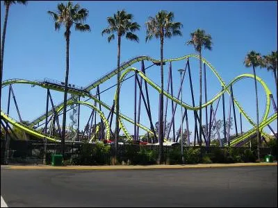 Le Médusa est un Vekoma.
