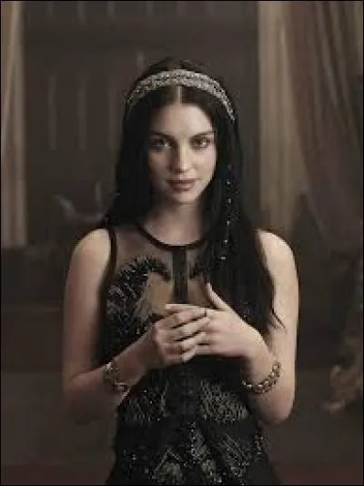 Combien de fois a-t-elle trompé François entre la période des fiançailles et le mariage ?