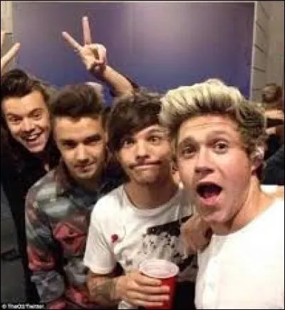 Comment s'appellent leurs copines ?