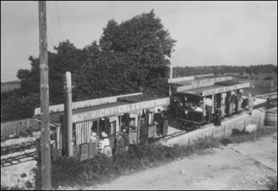 Quel était le point d'arrivée du chemin de fer électrique à crémaillère ouvert en 1892 ?