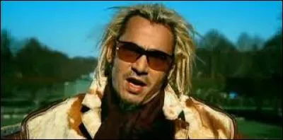 Qui a chanté "Ma liberté de penser" en 2003 ?