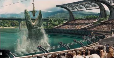 Dans le film "Jurassic World", quel est le nom du dinosaure aquatique ?