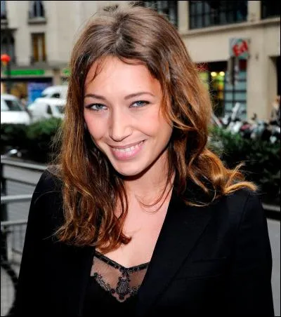 De qui Laura Smet est-elle la fille ?