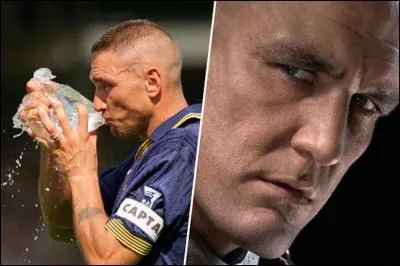 Vinnie Jones (X-Men, évasion, ) est un footballeur britannique connu comme un « Bad Boy » ayant récolté 104 cartons jaunes. Combien de cartons rouges a-t-il récoltés durant sa carrière (1986-1999) ?