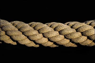 Croyez-le ou non, mais le grimper de corde était une épreuve olympique. Lors de la première compétition de ce type, en 1896, combien d'athlètes réussirent à grimper la corde jusqu'au bout ?