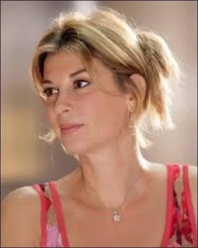 Michèle Laroque a fait une série de spectacles avec Pierre Palmade. Quel est l'intrus ?