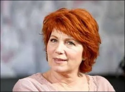 Elle était l'héroïne d'une série policière à succès sur TF1 de 1992 à 2014, il s'agit de...