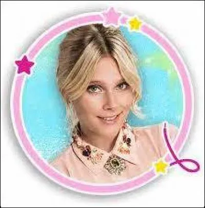 Avec qui Ámbar sort-elle ?