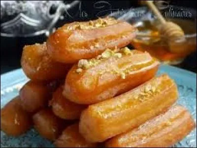 Ils nous viennent de la fête foraine. Ce sont :