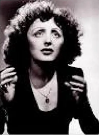 C'est une grande chanteuse du XXe siècle, c'est :