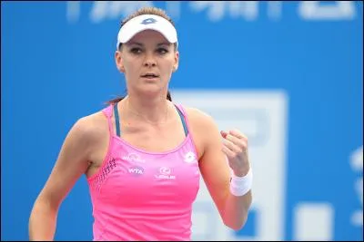 Comment s'appelle-t-elle ?