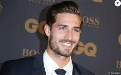 Quel &acirc;ge a-t-il actuellement ? (mai 2016)