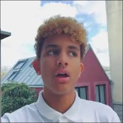 Donne son prénom et deuxième prénom