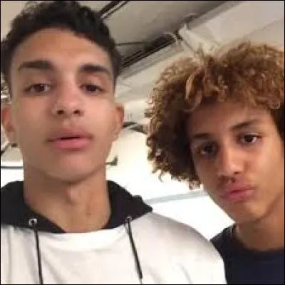 Combien a-t-il de frères et soeurs ?