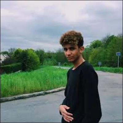 Quelle est la deuxième abréviation de son nom de famille ?