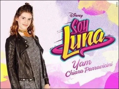 Comment s'appelle cette fille ?