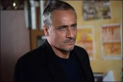 Comment s'appelle l'acteur qui incarne le commandant Frédérique Marquand ?