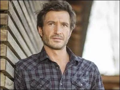 Comment s'appelle l'enfant qu'Alice Nevers a eu avec Matthieu Brémont ?