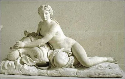 Quelle est la déesse des vagues ?