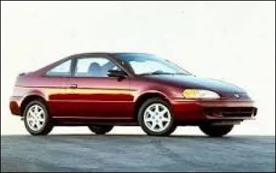 Quelle est cette vieille voiture ?