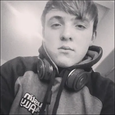 Pourquoi les R5 ont-ils rejeté leur frère Ryland ?