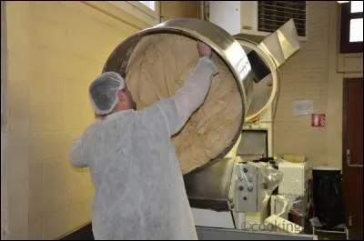 Etre dans le pétrin !