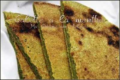 Dans le désert algérien, les touaregs cuisinent une galette typique qu'ils font cuire dans le sable ; cette galette est...