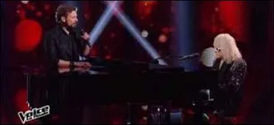 Dans la finale 2016, quel artiste a chanté avec Clément Verzi ?