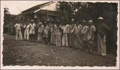 En quelle année la France a-t-elle inauguré le bagne de Saint-Laurent du Maroni ?