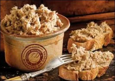 Et si ont commencé le repas gentiment avec des rillettes en fût.