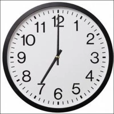 Yo me levanto a las 7.