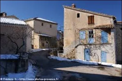 Méreuil est un petit village de la région P.A.C.A. situé dans le département ...