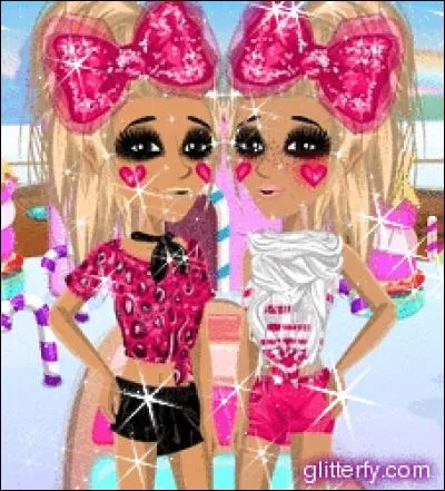 De quelle couleur sont les cheveux de Pixie Star ?