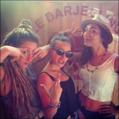 Avec quel autre artiste ont-elles récemment fait une réédition de l'album (de cet artiste) ?