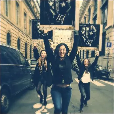 Combien de vues a récemment dépassé le "Summer 2015" ?