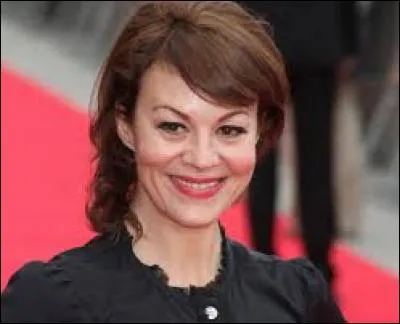 Helen McCrory devait jouer le rôle du professeur Trelawney.