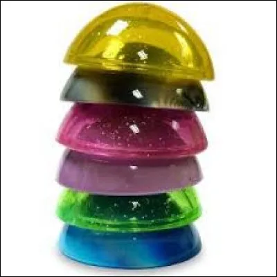 Dans les années 80, ces jouets sautaient dans les cours de récréation...