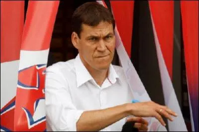 Comment se nomme l'entraneur du LOSC actuel ?