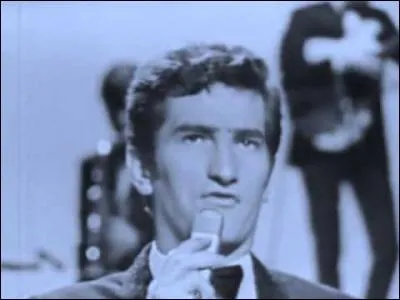 Il chante en 1966 "J'ai oublié de l'oublier". De qui s'agit-il ?