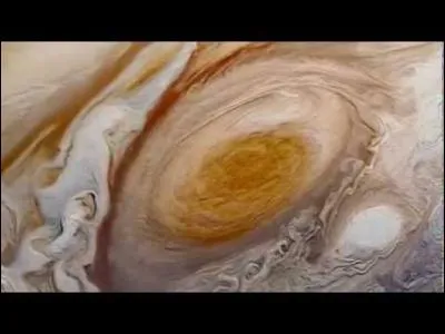 À quelle vitesse souffle le vent sur Jupiter ?