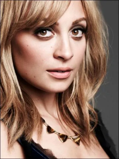 Actrice am&eacute;ricaine : Je crois que la mode est la forme ultime de l'expression de soi !