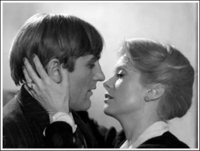 Dans "Le dernier m&eacute;tro" ils ne se pr&eacute;nomment pas G&eacute;rard et Catherine, mais...