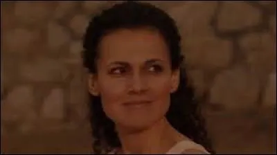 Quel est le rôle d'Adriana ?