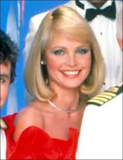 Comment se pr&eacute;nommait la jeune femme qui rempla&ccedil;ait parfois Julie ?