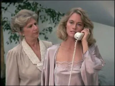 Quel acteur a été révélé par la série "Clair de Lune" ?