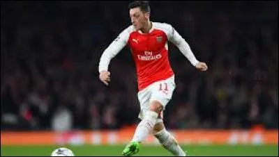 Parmi ces propositions contre quelle équipe Arsenal a-t-il mis un 4-0, ce qui fait de cette victoire le plus gros écart de buts de cette saison chez les Gunners ?