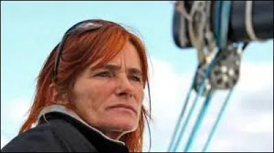 La célèbre naviguatrice a frôlé les Andes en faisant le tour du globe.