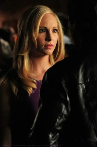 Caroline Forbes a un caractère :