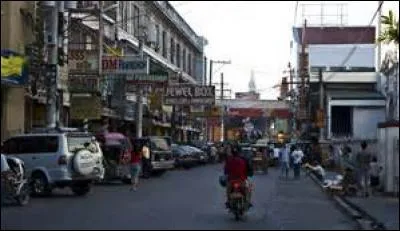 MANILLE - La capitale des Philippines se situe sur l'île la plus grande de l'archipel, à savoir :