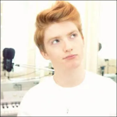 Qui est ce YouTuber ?